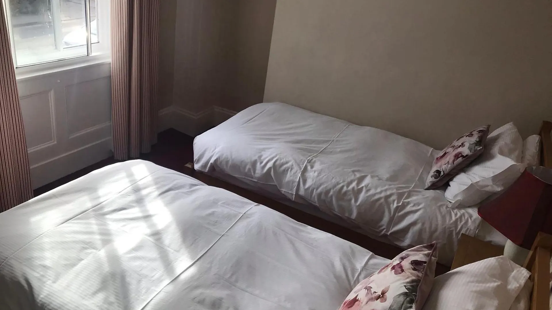 The Apple House Hotel York 4*,